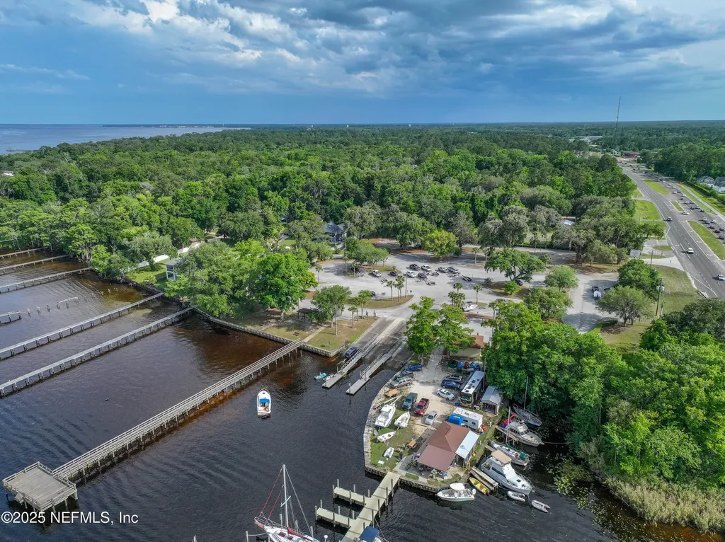 2989 Us Highway 17 Green Cove Springs FL 32043