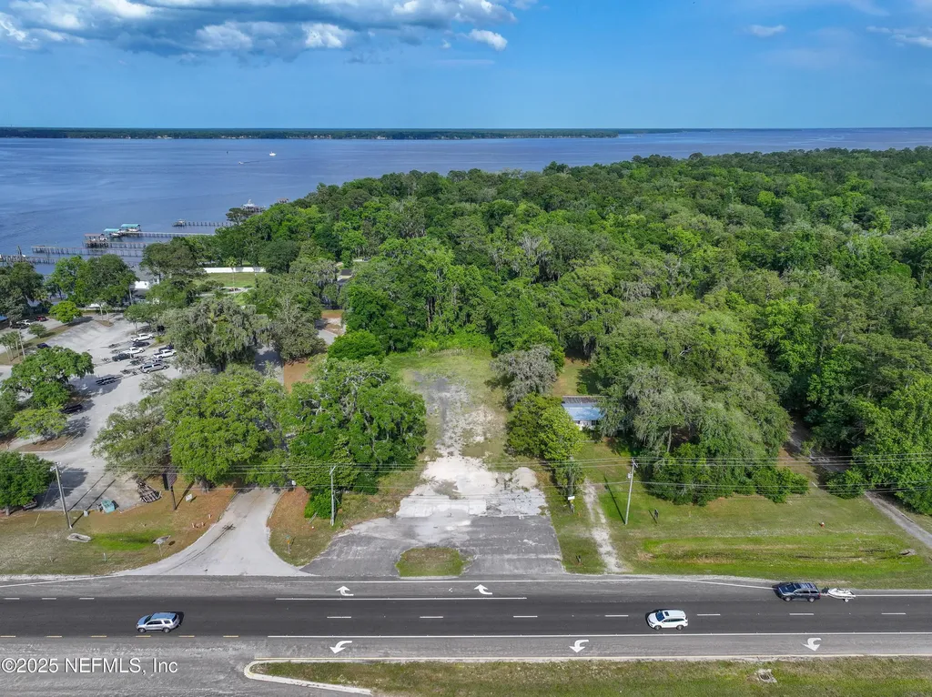 2989 Us Highway 17 Green Cove Springs FL 32043