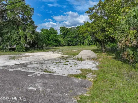2989 Us Highway 17 Green Cove Springs FL 32043