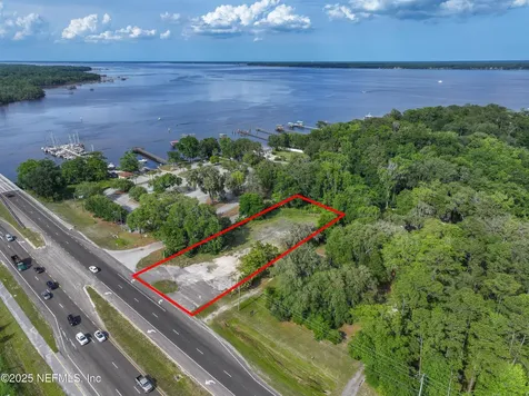 2989 Us Highway 17 Green Cove Springs FL 32043