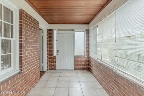 8057 Oakwood Street Jacksonville FL 32208