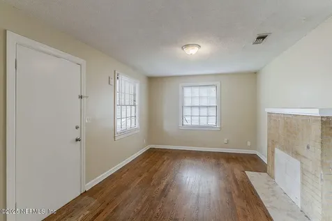8057 Oakwood Street Jacksonville FL 32208