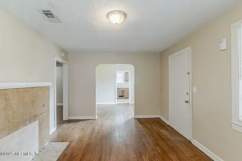 8057 Oakwood Street Jacksonville FL 32208