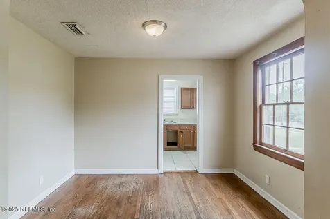 8057 Oakwood Street Jacksonville FL 32208