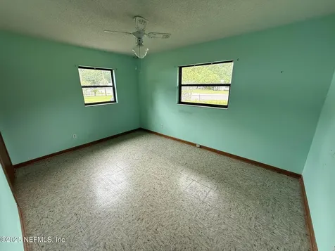 112 Pioneer Road Palatka FL 32177