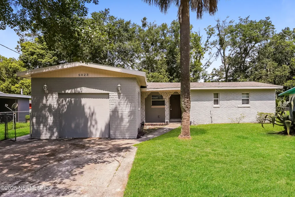 5023 Donnybrook Avenue Jacksonville FL 32208