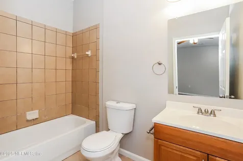 5023 Donnybrook Avenue Jacksonville FL 32208