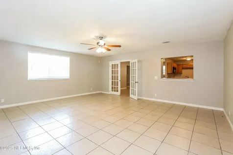 5023 Donnybrook Avenue Jacksonville FL 32208