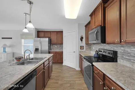 6896 Langford Street Jacksonville FL 32219