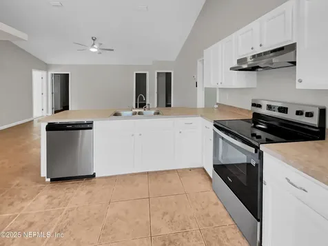 8513 Star Leaf Court Jacksonville FL 32210