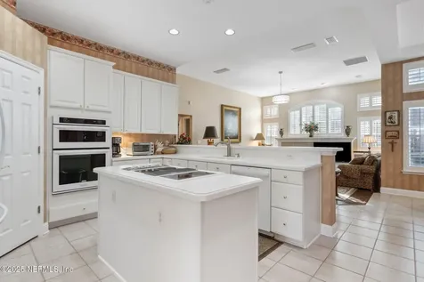 10142 Bishop Lake Road W Jacksonville FL 32256
