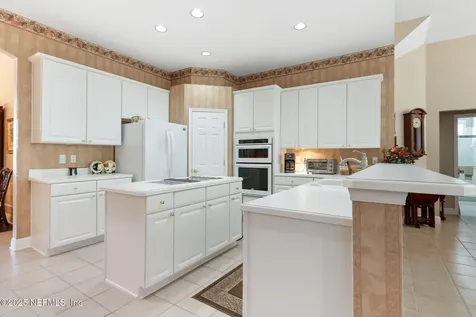 10142 Bishop Lake Road W Jacksonville FL 32256