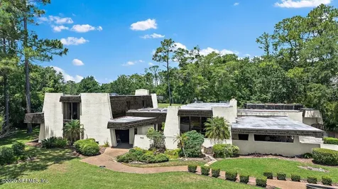 7868 Woodsdale Lane Jacksonville FL 32256