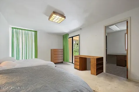 7868 Woodsdale Lane Jacksonville FL 32256