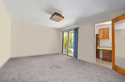 7868 Woodsdale Lane Jacksonville FL 32256