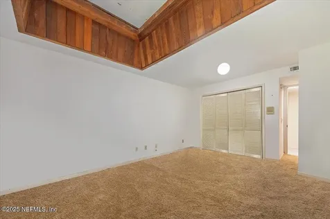 7868 Woodsdale Lane Jacksonville FL 32256