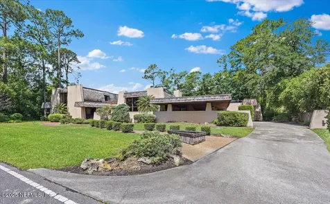 7868 Woodsdale Lane Jacksonville FL 32256