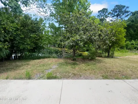 13593 Ashford Wood Court E Jacksonville FL 32218