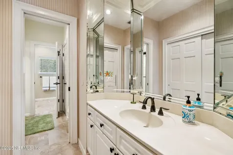 10014 Vineyard Lake Road E Jacksonville FL 32256