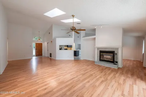 4837 Wethersfield Place W Jacksonville FL 32257