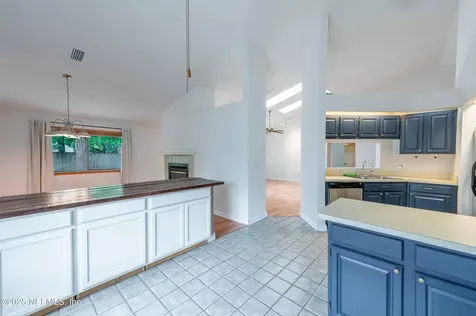 4837 Wethersfield Place W Jacksonville FL 32257