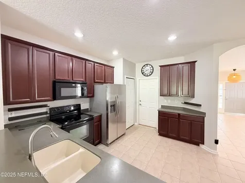 14793 Falling Waters Drive Jacksonville FL 32258