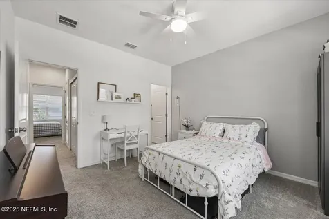 325 Annies Place Jacksonville FL 32218