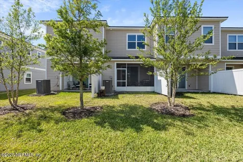 325 Annies Place Jacksonville FL 32218