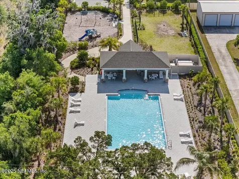 325 Annies Place Jacksonville FL 32218