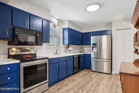 1469 Classic Oak Road W Jacksonville FL 32225
