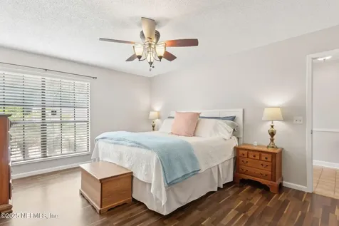 1469 Classic Oak Road W Jacksonville FL 32225