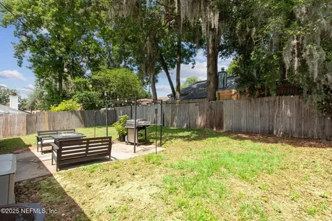 1469 Classic Oak Road W Jacksonville FL 32225