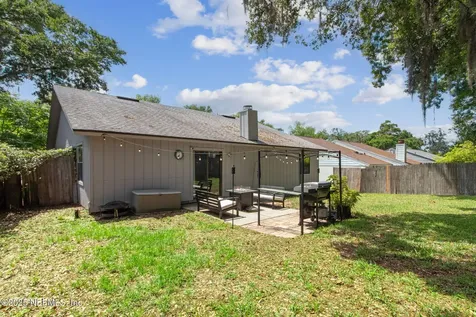 1469 Classic Oak Road W Jacksonville FL 32225