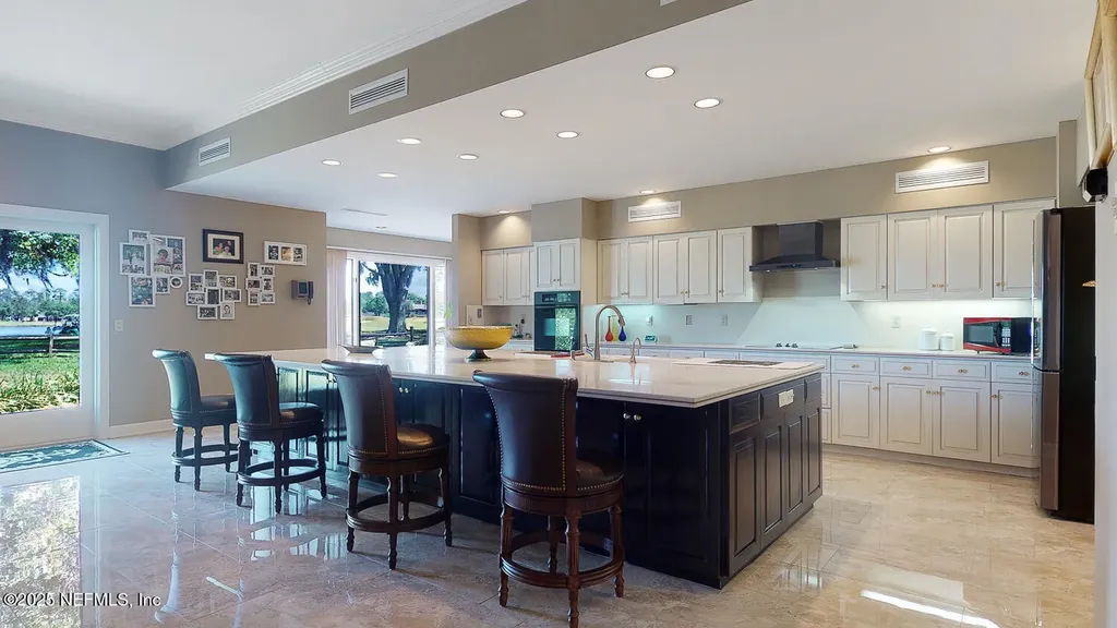 7987 Hollyridge Road Jacksonville FL 32256