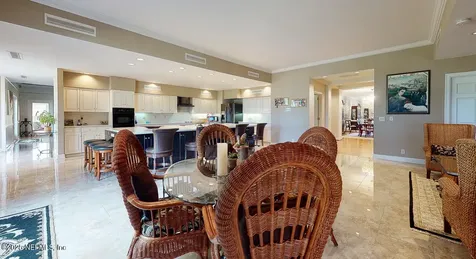 7987 Hollyridge Road Jacksonville FL 32256