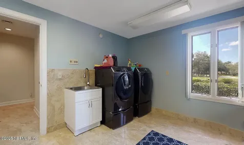 7987 Hollyridge Road Jacksonville FL 32256