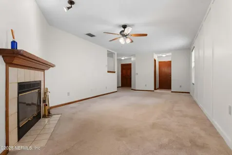 3951 Laurelwood Drive Jacksonville FL 32257