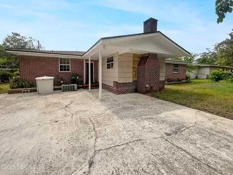 9507 Harriet Avenue Jacksonville FL 32208