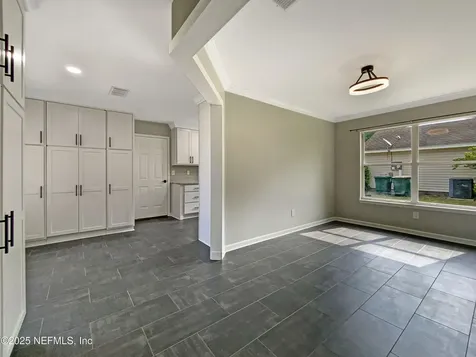 11356 Sutton Lakes Court Jacksonville FL 32246