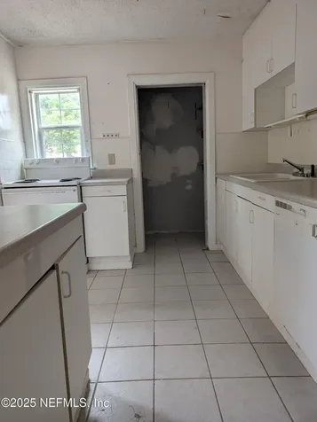 4720 Manchester Road Jacksonville FL 32210