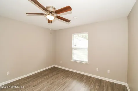 9225 7th Avenue Jacksonville FL 32208
