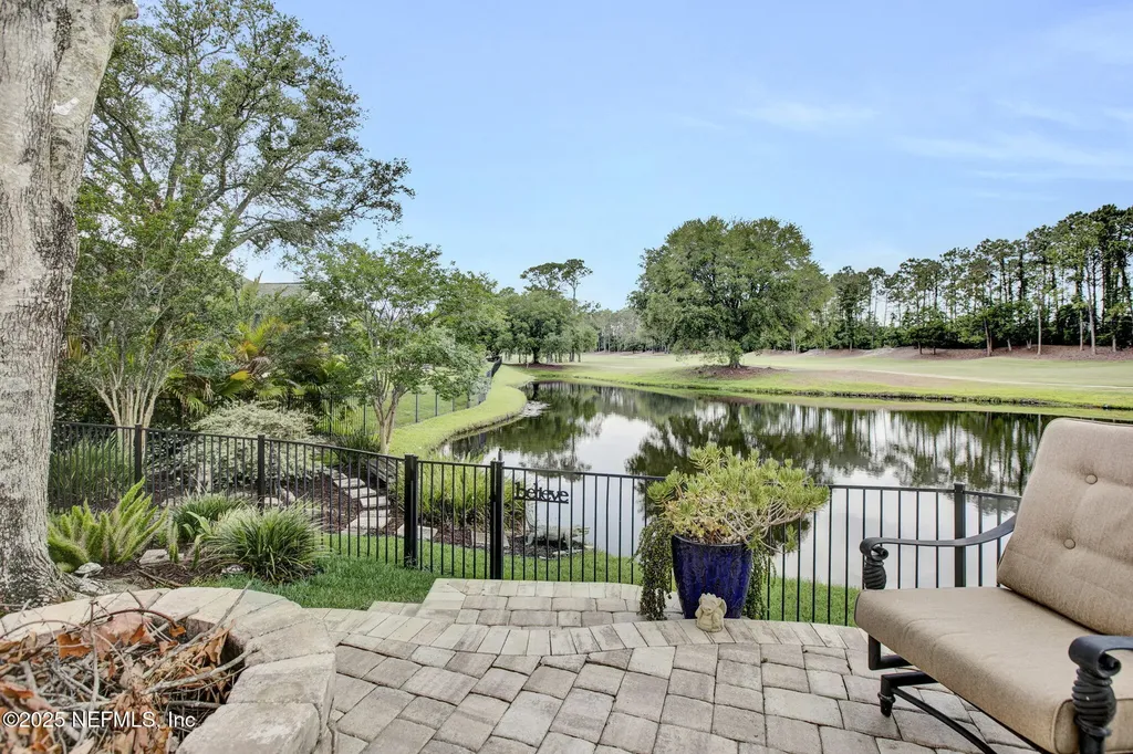 3688 Wexford Hollow Road W Jacksonville FL 32224