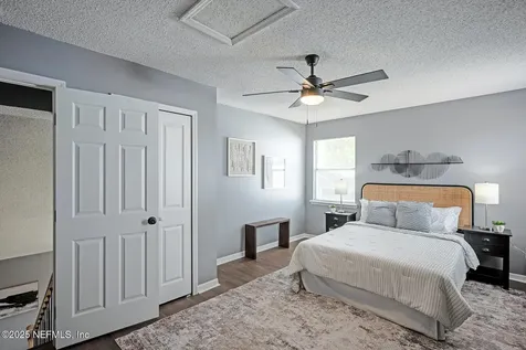 6737 Newgate Circle E Jacksonville FL 32244