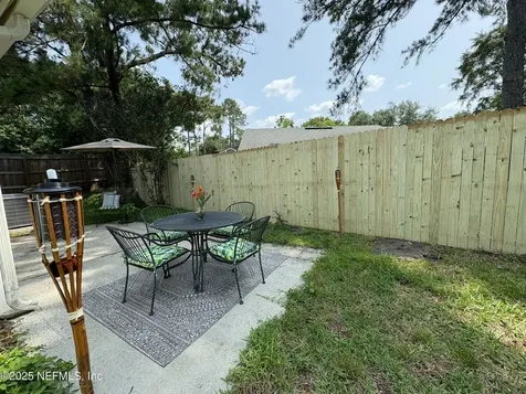 6737 Newgate Circle E Jacksonville FL 32244