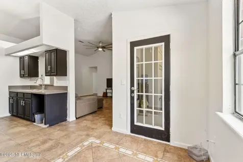 1668 Tutbury Court Jacksonville FL 32246