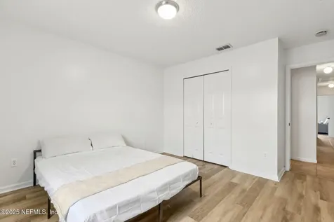 1668 Tutbury Court Jacksonville FL 32246