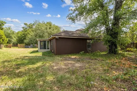 1668 Tutbury Court Jacksonville FL 32246