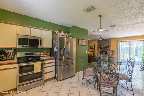 4070 Brookfield Court Jacksonville FL 32257
