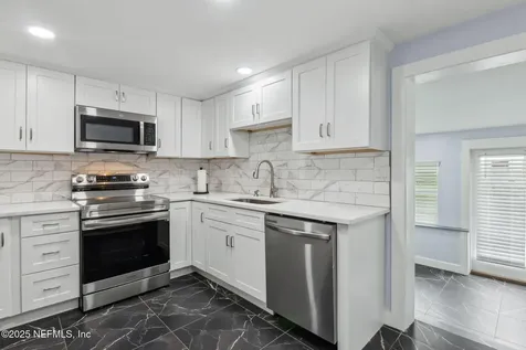 1874 Clinch Drive Fernandina Beach FL 32034