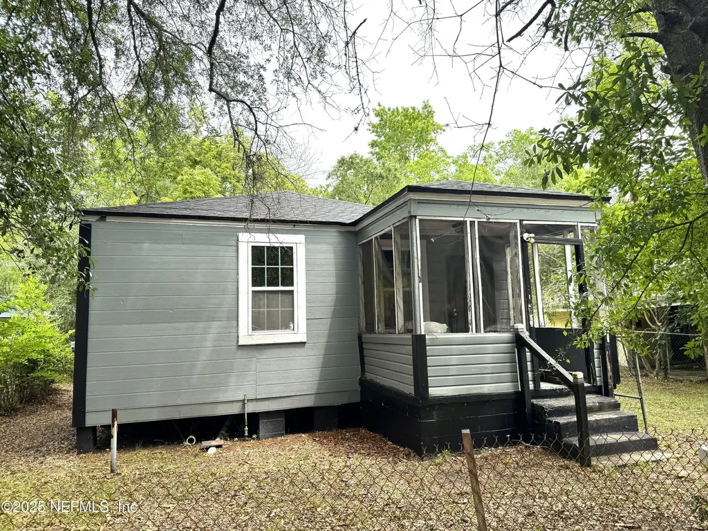 2113 W 40th Street Jacksonville FL 32209